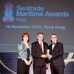 Alan Lowry accepting Berge Bulk's Seatrade Maritime Asia Safety Award in Hong Kong on 16 Nov 2015